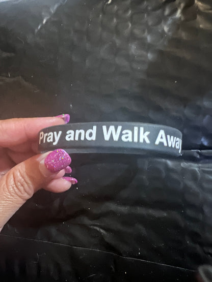 Pray and Walk Away. Bracelet